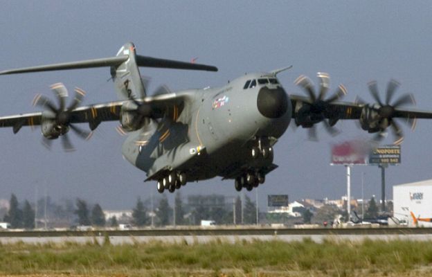  - Primer vuelo del A400M