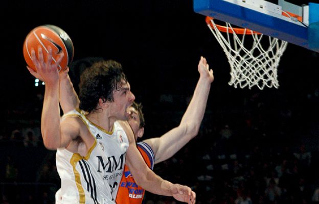 Baloncesto en RTVE - Llull, cien partidos en la ACB