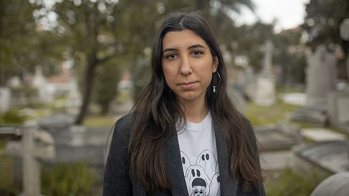 Página Dos - "En la celda había una luciérnaga" reúne 34 cuentos breves