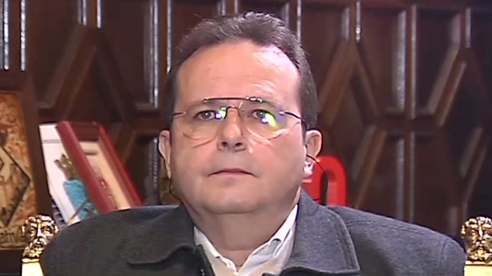 Dimas Vázquez, alcalde de Sueca: "Un maltratador no puede ser nunca un buen padre" - Ver más