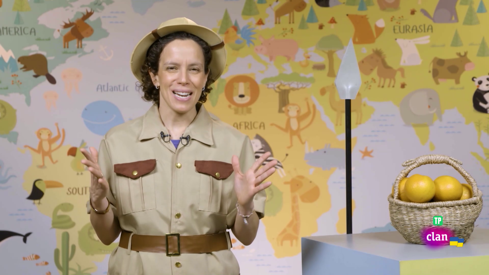 CIENCIAS SOCIALES - Cazadores, recolectores, ganaderos - Aprendemos en Clan | Ver