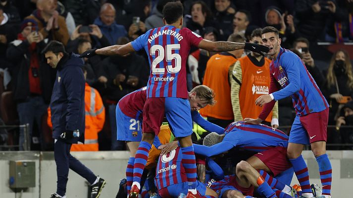 Telediario Matinal - El Barça pone a prueba su mejoría ante el Eintrach en Europa League