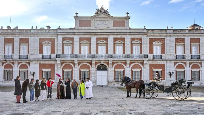 Maestros de la costura - Lili predice el medio de transporte de Caprile
