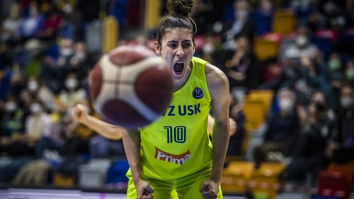 Baloncesto en RTVE - María Conde, alero del Praga: "No se si este es mi año, pero sueño con ganar la Euroliga"