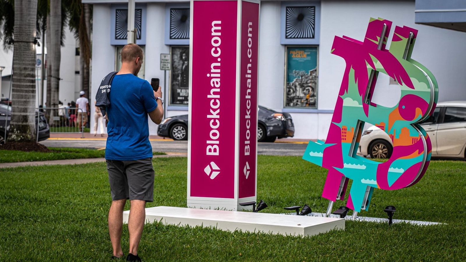 Empresa acusada de estafa organiza un congreso en Badalona | Ver