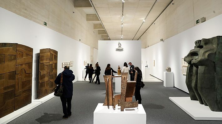 Telediario 1 - Chillida y Oteiza se "reconcilian" en una exposición