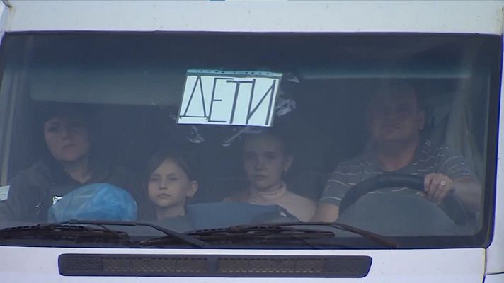 Telediario 2 - La incesante huida de la población ucraniana del Donbás