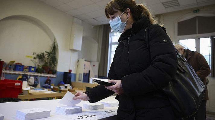 Informativo 24h - Francia vota en la primera vuelta de las presidenciales