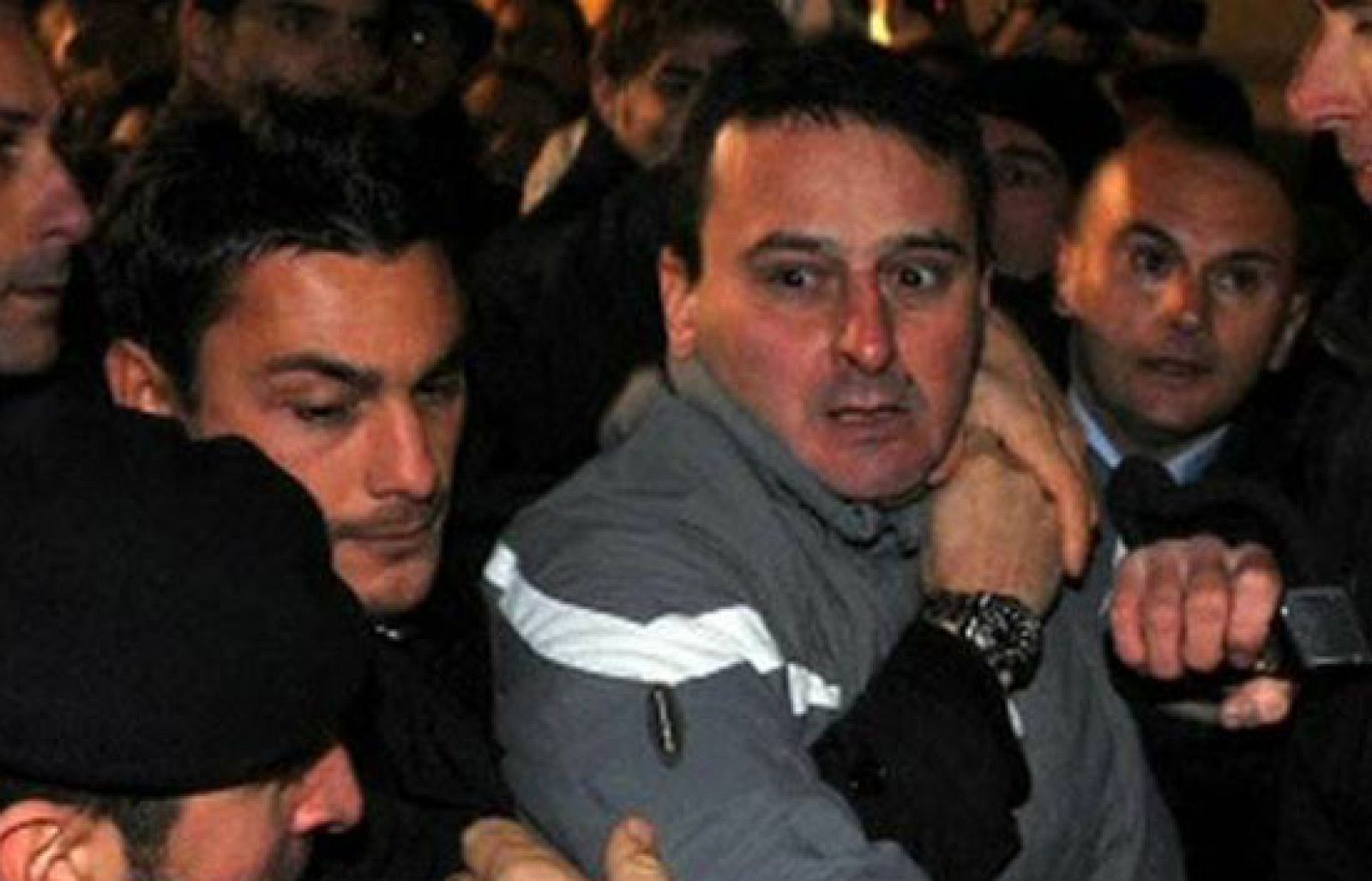 Telediario matinal en cuatro minutos - 14/12/09 | Ver