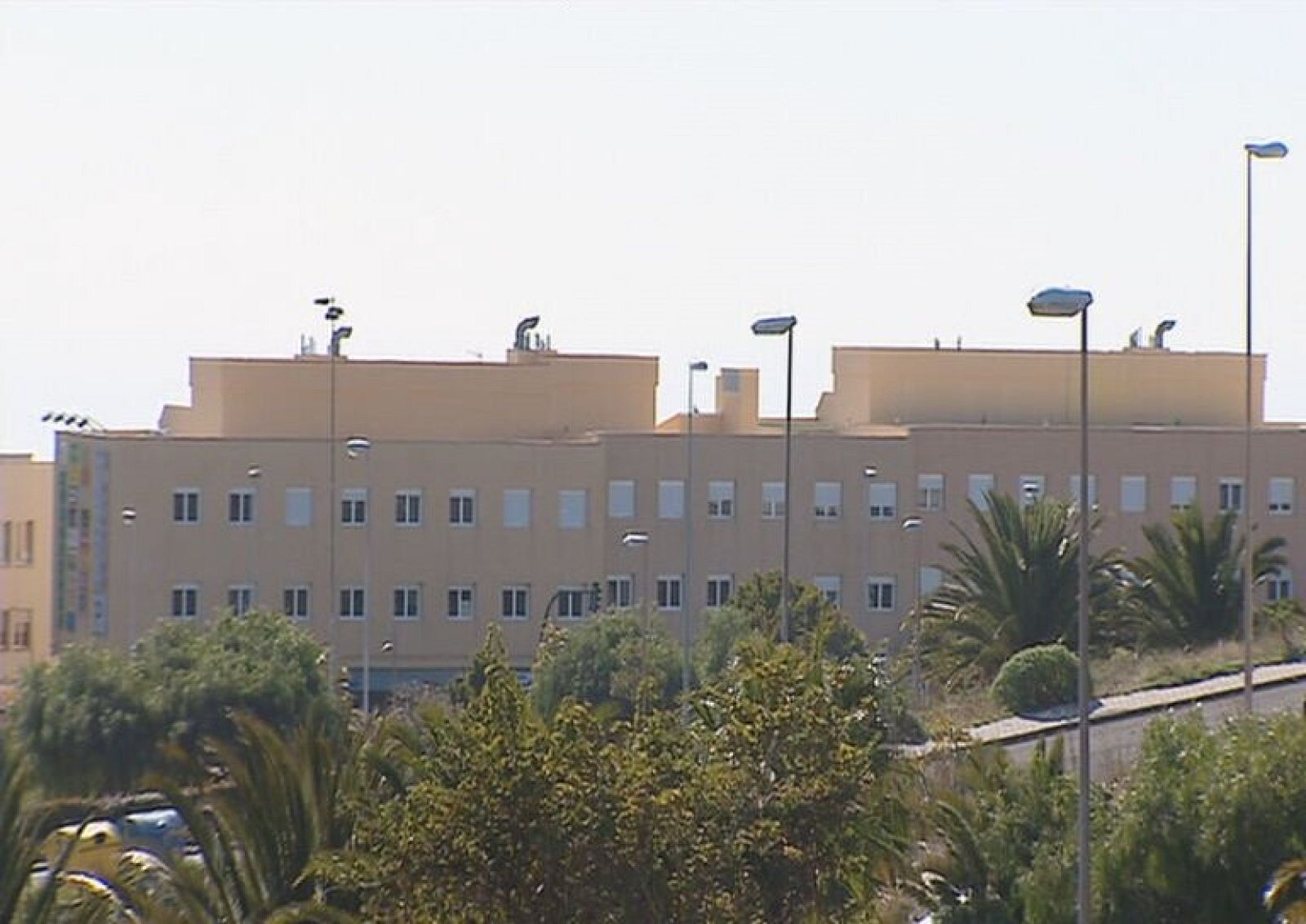 Dificultades para comprar una vivienda - Telecanarias | Ver