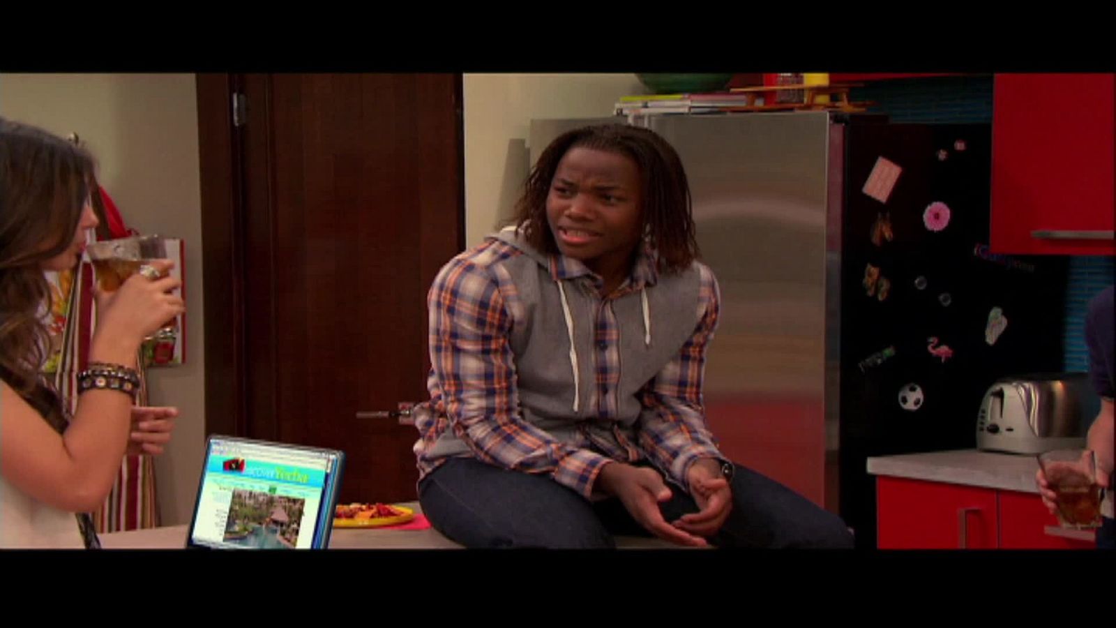 Victorious: Rock en la cárcel 2ª Parte - Victorious | Ver