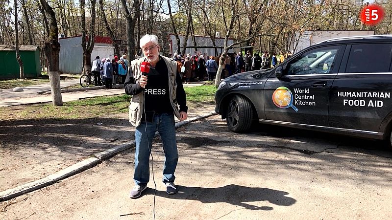RNE en Ucrania | World Central Kitchen reparte comida en Dergachi