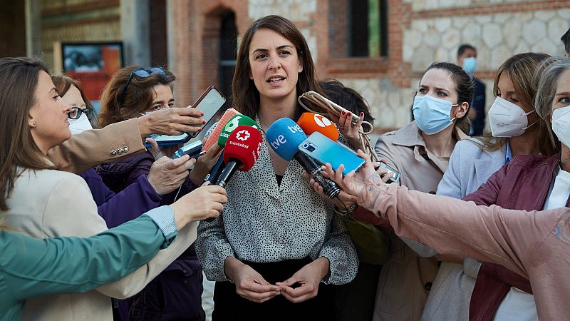 Maestre lamenta que Almeida no asuma responsabilidad en el caso de las mascarillas: "La única víctima de la estafa es el pueblo de Madrid"