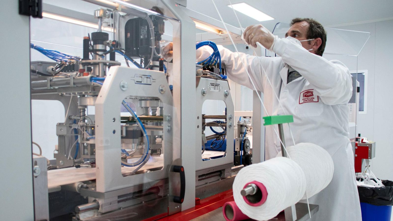 Las fábricas de mascarillas temen por bajada en las ventas | Ver