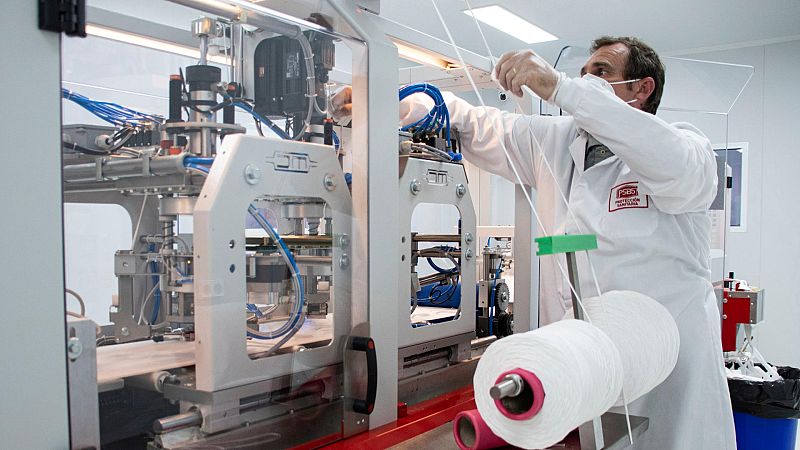 Las fábricas de mascarillas temen por bajada en las ventas | Ver