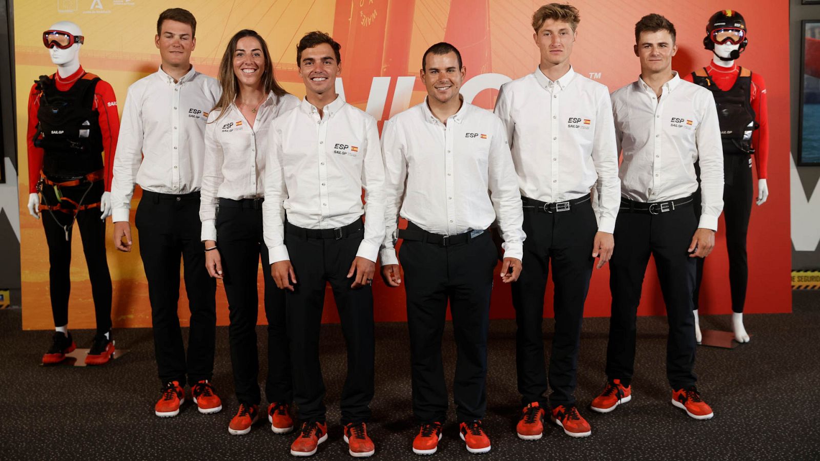 Así son los 'barcos voladores' de Sail GP y el gran equipo español pilotado por Jordi Xammar -- Ver ahora