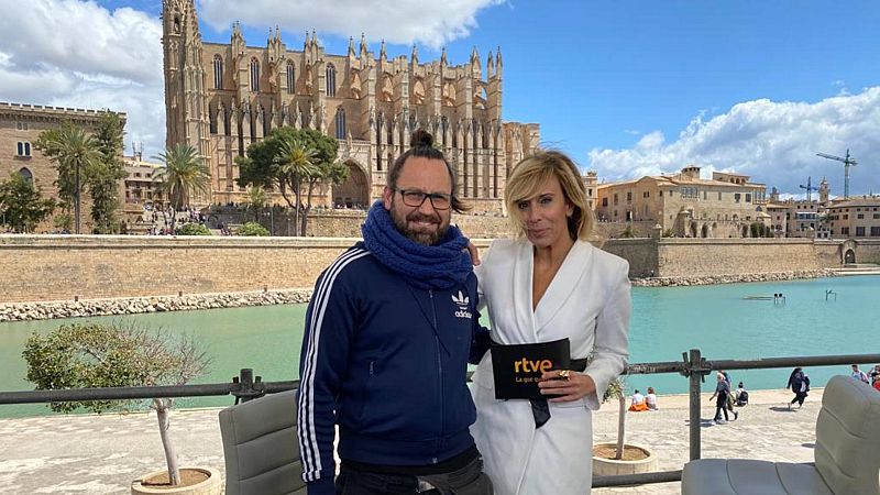 Xavi� Ferr�, fotografiando la guerra - La gran consulta | Ver