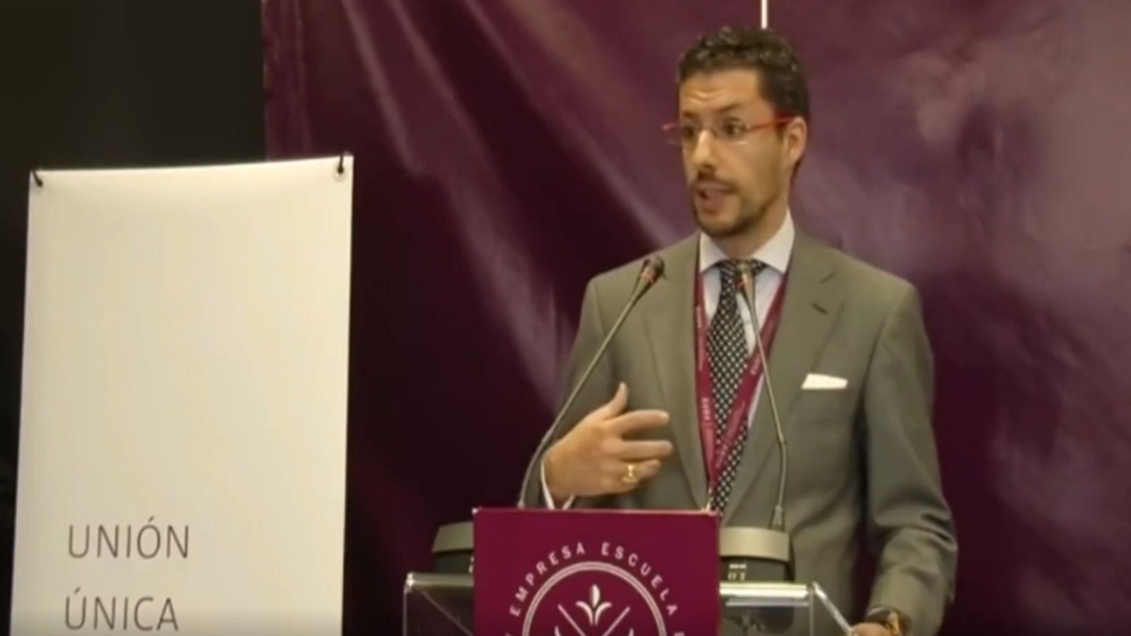 El empresario Alberto Luceño, a un alto cargo del Ayuntamiento de Madrid: "Una medallita civil me vendría bien"