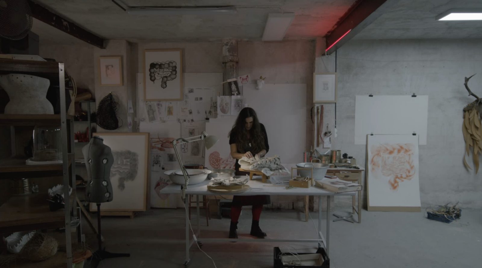 Días de Cine: Planeta Cine. Guerrero, la cabeza entre lass manos. | Ver