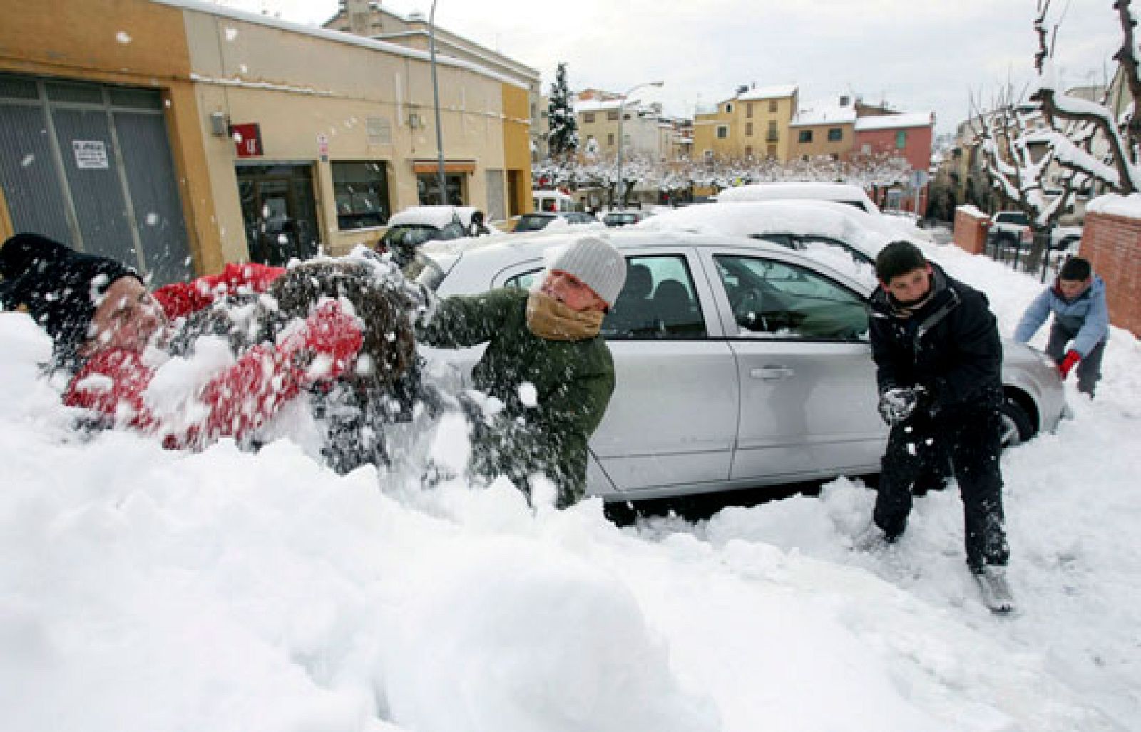 Telediario 2 en cuatro minutos - 15/12/09 | Ver