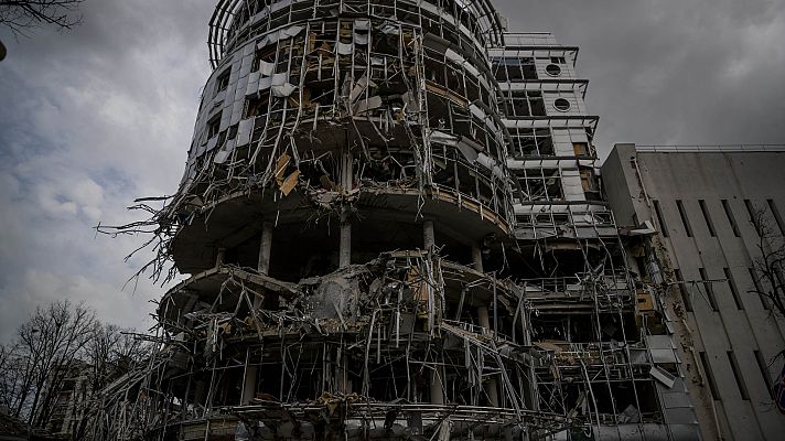 Telediario Fin de Semana - La creación artística desde un búnker en Járkov