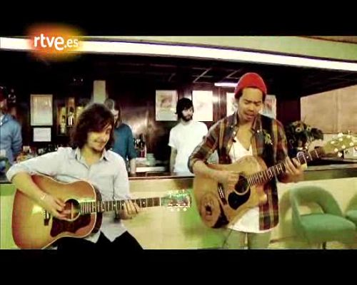 Fuera de lugar - Acústicos - The Temper Trap "Sweet Disposition"