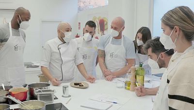Los aspirantes de MasterChef 10 aprenden la importancia del emplatado