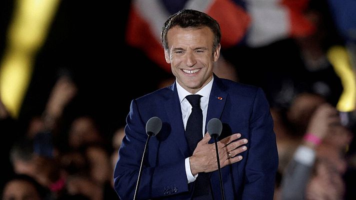 Telediario en lengua de signos - Telediario - 8 horas - 25/04/22 - Lengua de signos