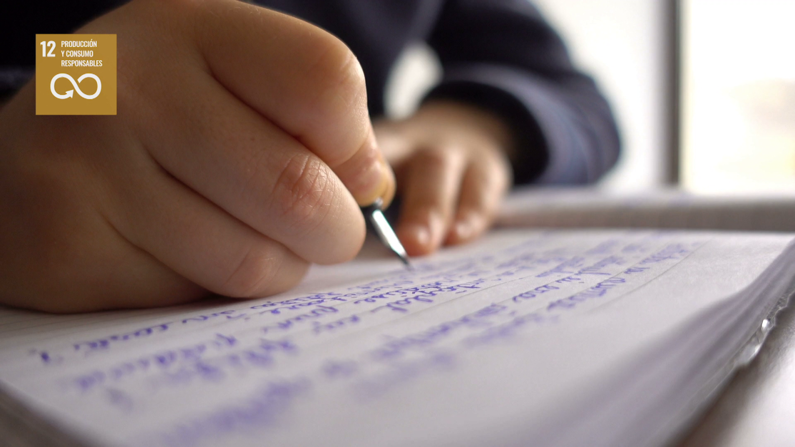 CAMPAÑA 'RECICLAJE' - Reduce el consumo de papel y protege las selvas - El mes de... | Ver