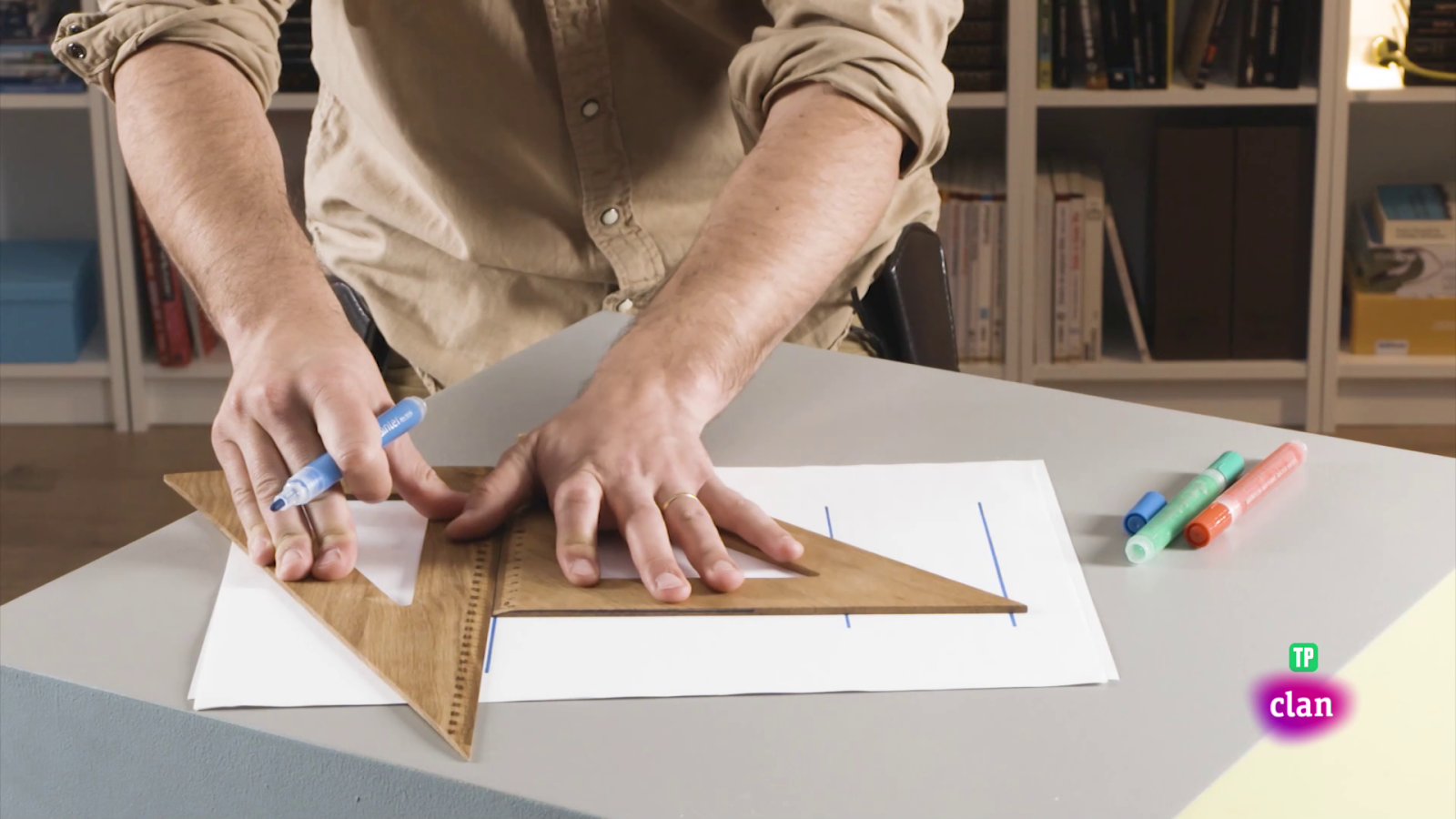 MATEMÁTICAS - Escuadra y cartabón - Aprendemos en Clan | Ver