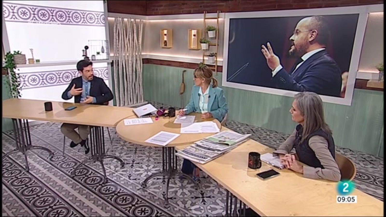 Alejandro Fernández, pla de xoc anticrisi i Musk compra Twitter