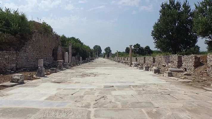 Universo UNED - UNED - 29/04/22