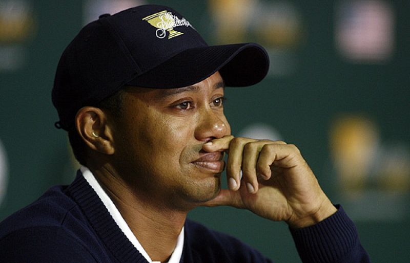 Tiger, premiado en plena polémica