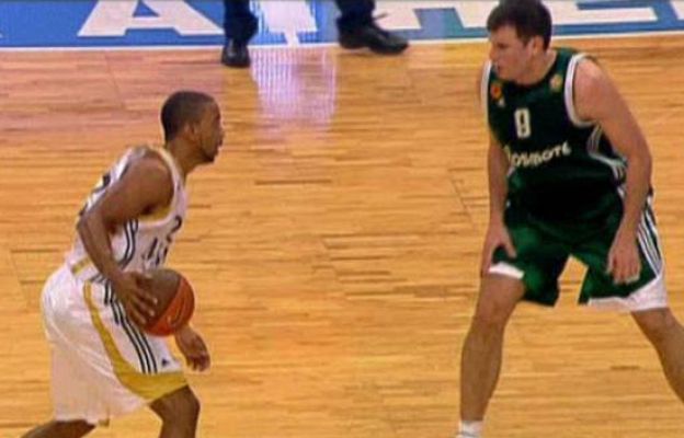 Baloncesto en RTVE - El Madrid arrolla al campeón