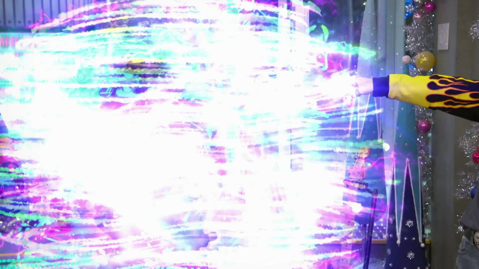 Cae Santa 2ª Parte - Danger Force | Ver