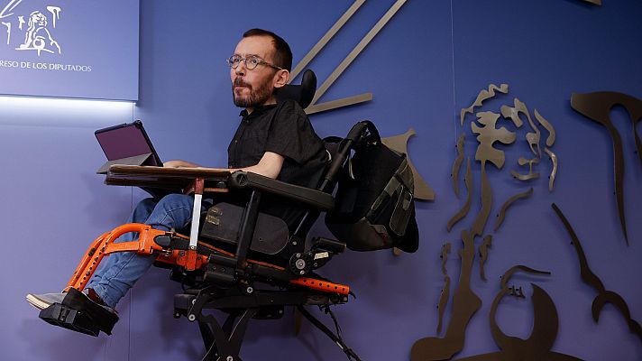 La hora de La 1 - Echenique: "No tenemos mucha esperanza en que Robles vaya a clarificar nada"