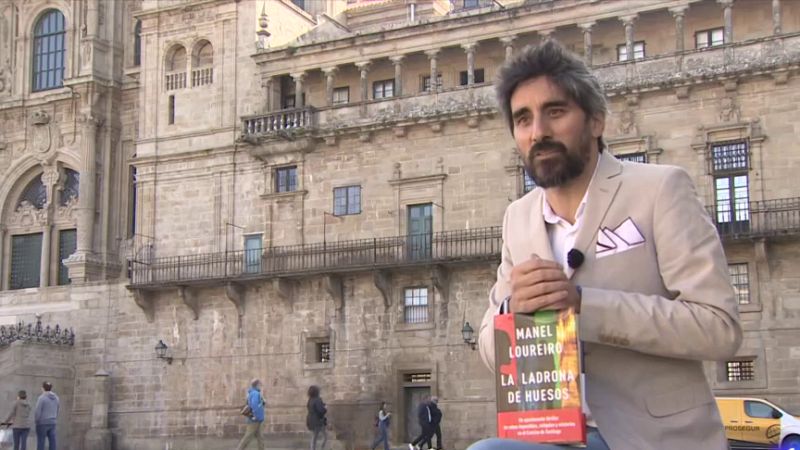 La catedral de Santiago es uno de los escenarios de lo nuevo de Manel Loureiro, 'La ladrona de huesos' | Ver