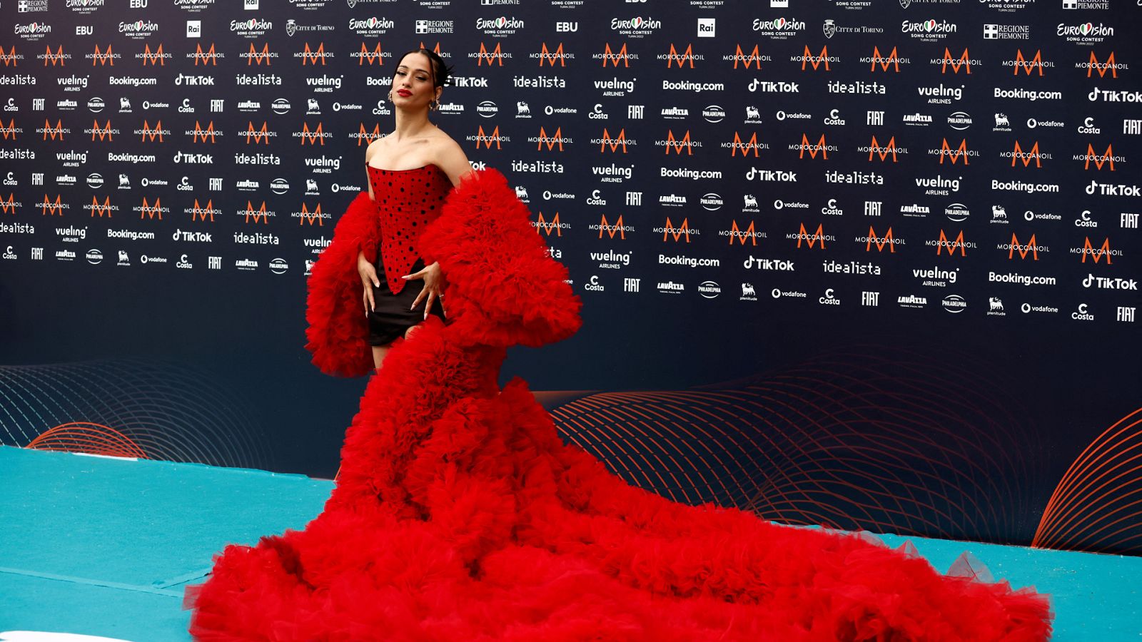 Eurovisi�n 2022 - Alfombra turquesa de la ceremonia de apertura