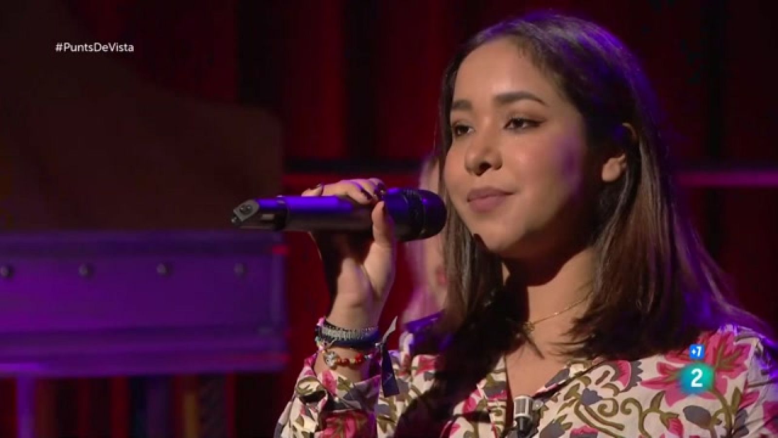 Punts de vista - Dan Abedrop ens regala un tros d'estiu amb 'Baila conmigo'  - Veure ara