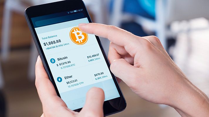 Economía en 24 horas - Los expertos señalan la volatilidad de las criptomonedas