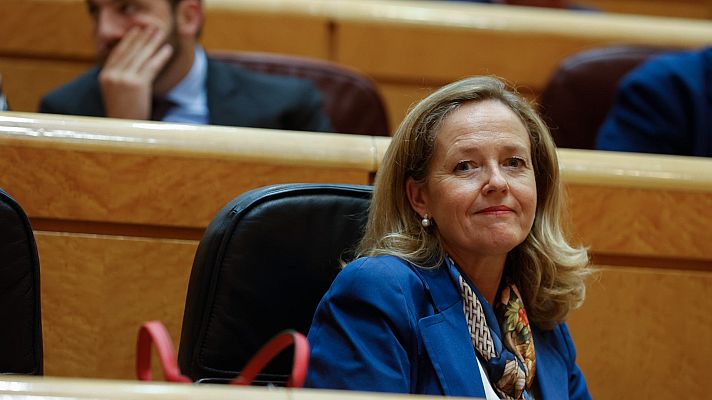 Modo Digital - Nadia Calviño se retira de una fotografía porque era la única mujer