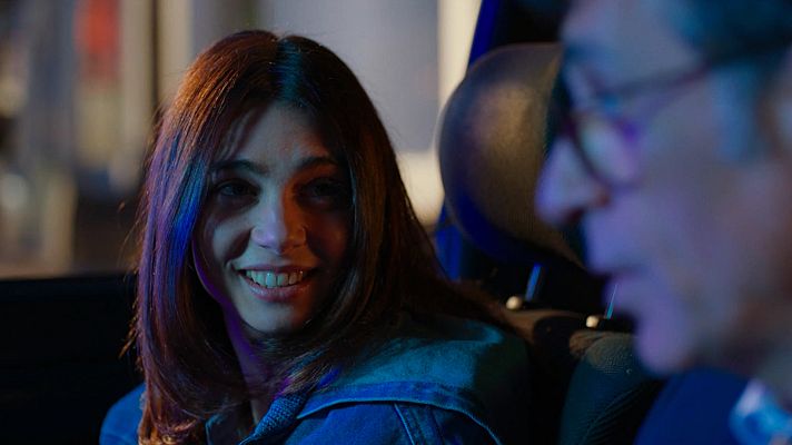 Cuéntame cómo pasó - María y Losada se toman una copa juntos