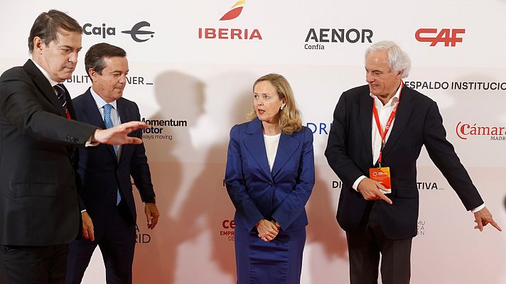 Telediario 1 - La 'no' foto de Calviño y el debate posterior