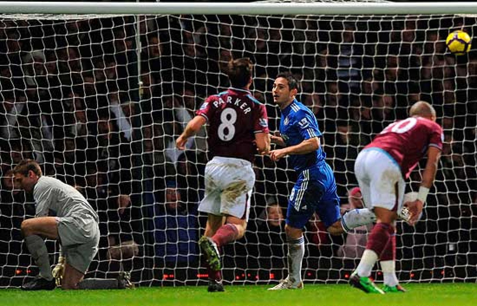 Lampard, tres versiones de un penalti | Ver