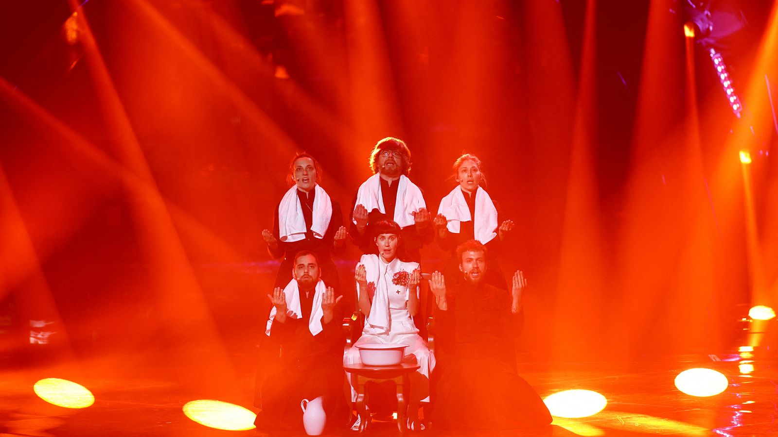 Eurovisión 2022 - Serbia: Konstrakta canta "In Corpore Sano" en la semifinal 2