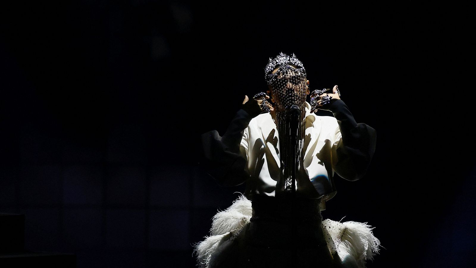 Eurovisión 2022 - Australia: Sheldon Riley canta "Not The Same" en la semifinal 2