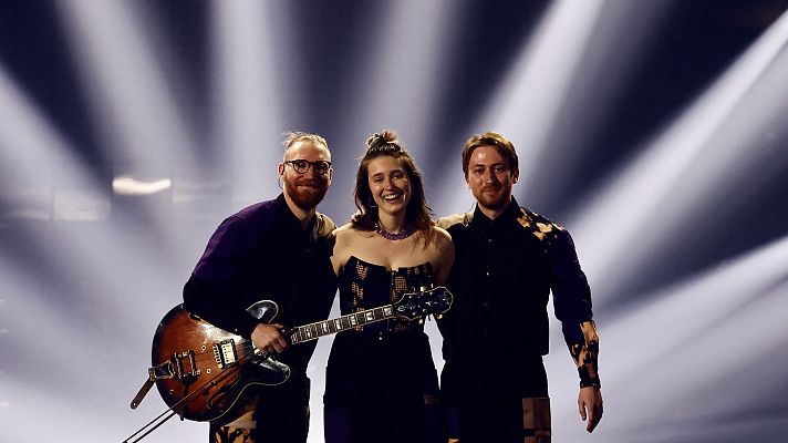 Eurovisión - República Checa: We Are Domi canta "Lights Off"