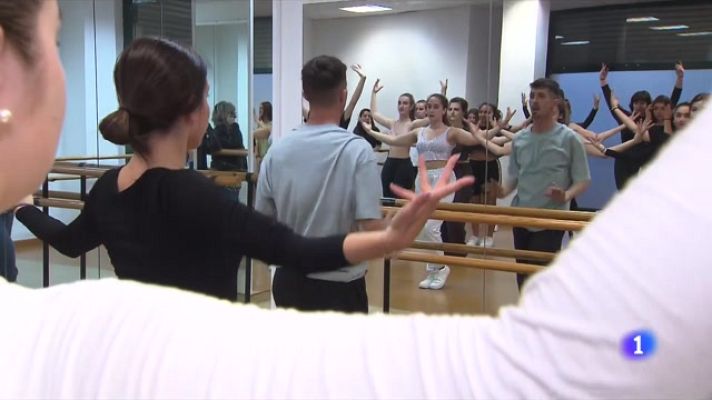 L'Informatiu - Els orígens artístics de Chanel