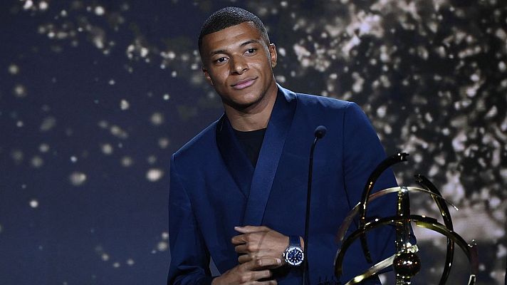 Telediario 1 - Mbappé reconoce que tiene "casi" tomada la decisión sobre su futuro