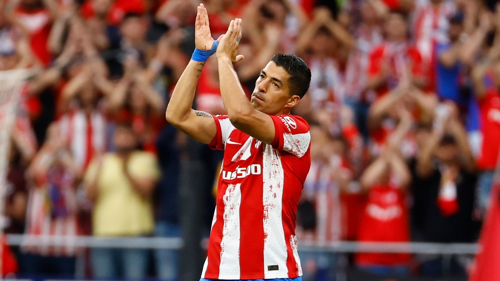Ovación para Luis Suárez en su despedida del Atlético | Ver